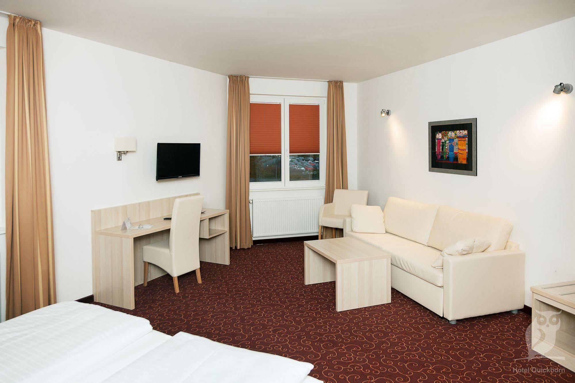 Hotel Quickborn & Gaestehaus Hesse المظهر الخارجي الصورة