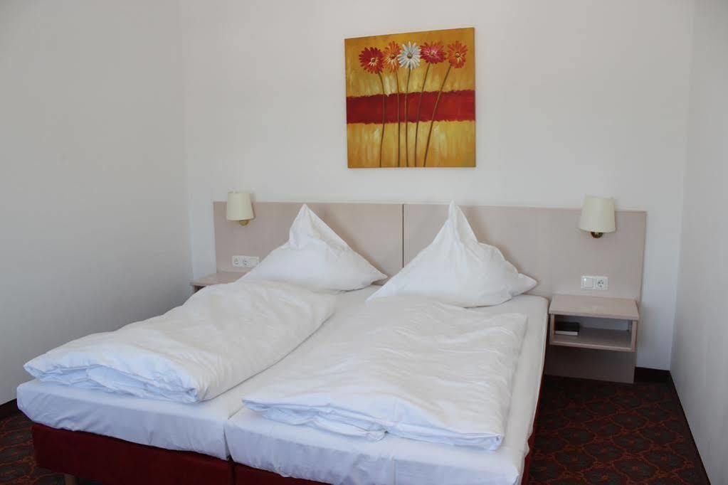 Hotel Quickborn & Gaestehaus Hesse المظهر الخارجي الصورة