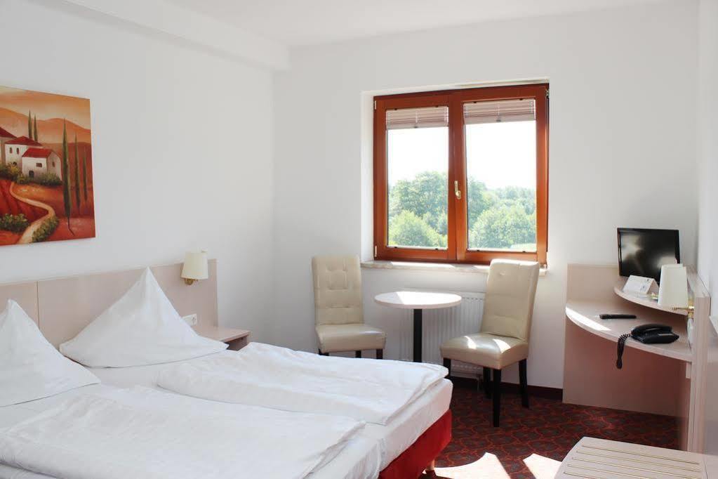 Hotel Quickborn & Gaestehaus Hesse المظهر الخارجي الصورة